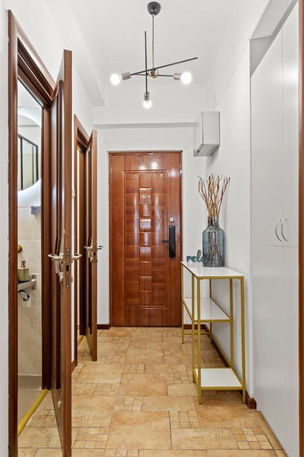 Upscale Studio, Walking Distance From The Old Town Bucharest Luaran gambar